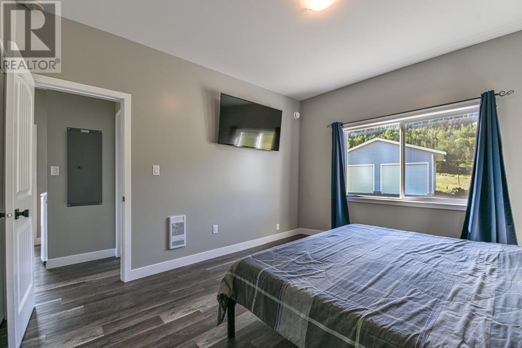 3963 Canim View Drive, 100 Mile House, British Columbia  V0K 1J0 - Photo 31 - R3013949