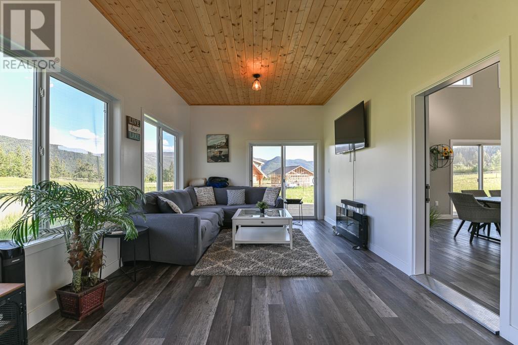 3963 Canim View Drive, 100 Mile House, British Columbia  V0K 1J0 - Photo 15 - R3013949