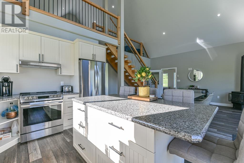 3963 Canim View Drive, 100 Mile House, British Columbia  V0K 1J0 - Photo 24 - R3013949