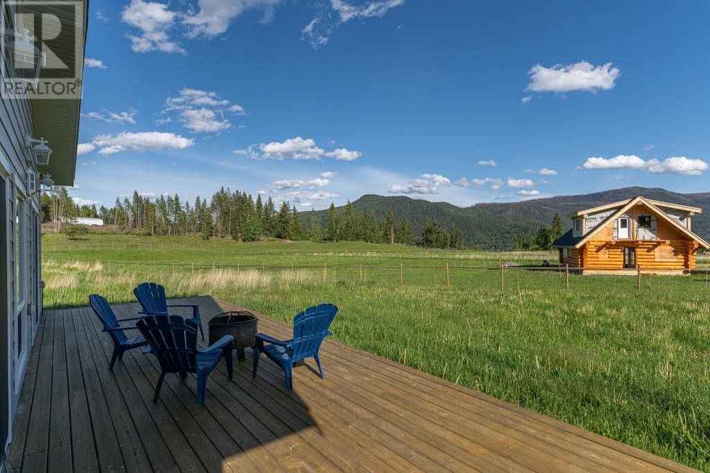 3963 Canim View Drive, 100 Mile House, British Columbia  V0K 1J0 - Photo 11 - R3013949