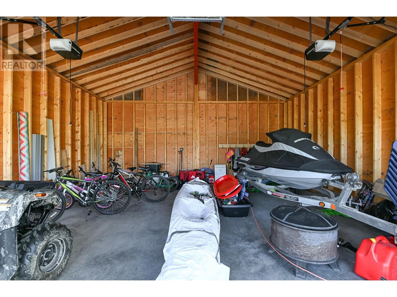 3963 Canim View Drive, 100 Mile House, British Columbia  V0K 1J0 - Photo 38 - R3013949