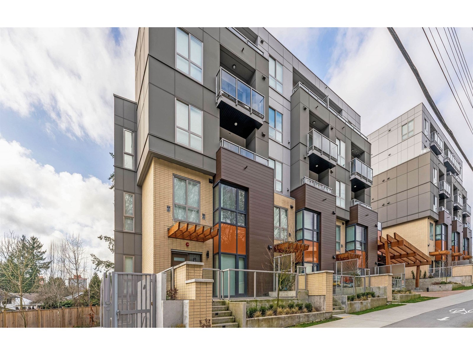 506 9689 140 Street, Surrey, British Columbia  V3T 0P3 - Photo 2 - R3014579