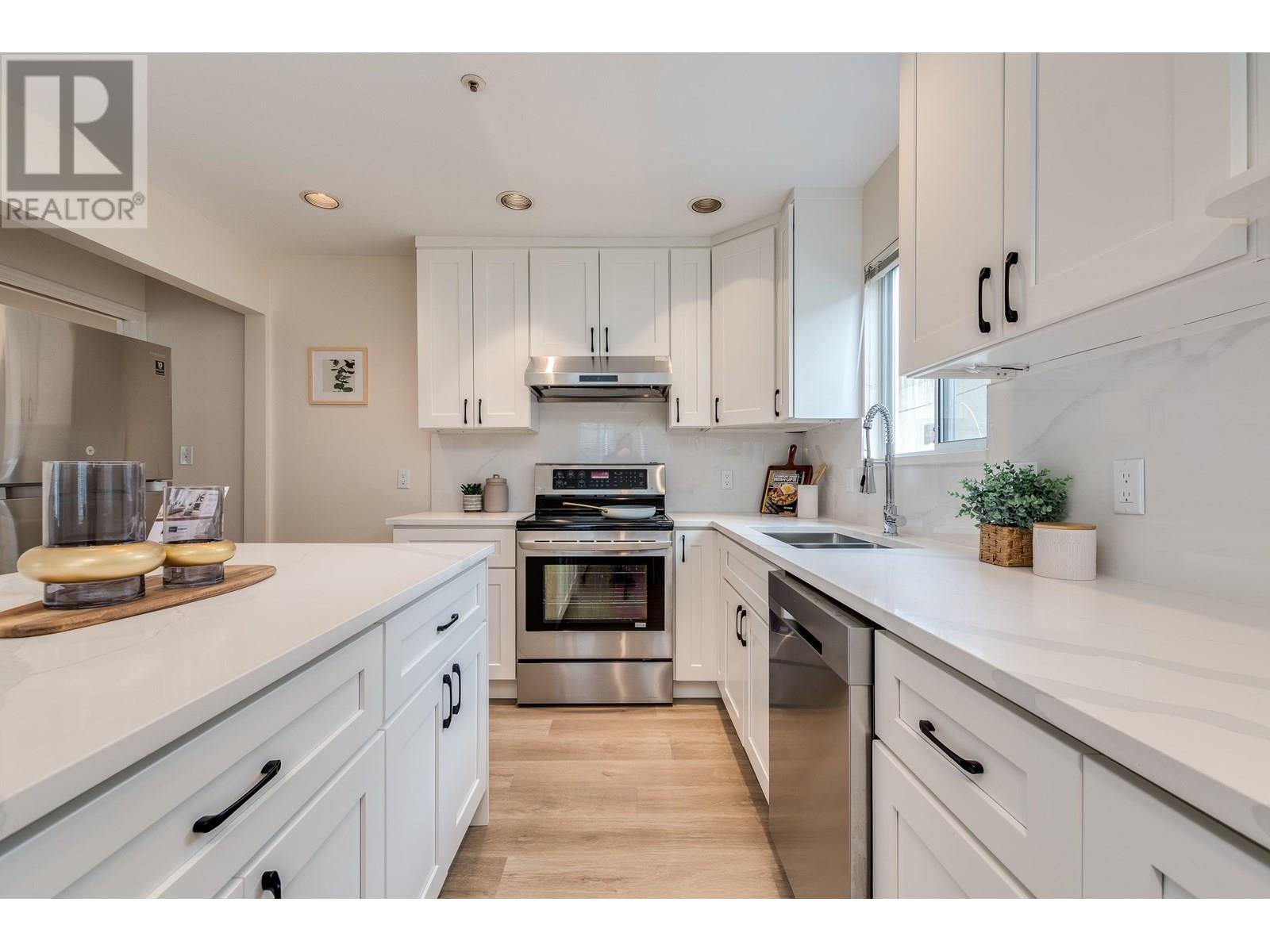 5433 LANARK STREET, vancouver, British Columbia