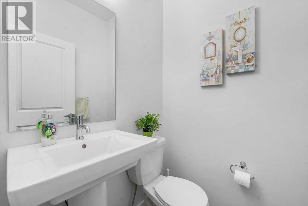 240 Magnolia Heath Se, Calgary, Alberta  T3M 3A2 - Photo 6 - A2226720