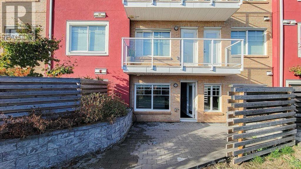 103 1990 Westminster Avenue, Coquitlam, British Columbia  V3B 1E8 - Photo 11 - R3014622