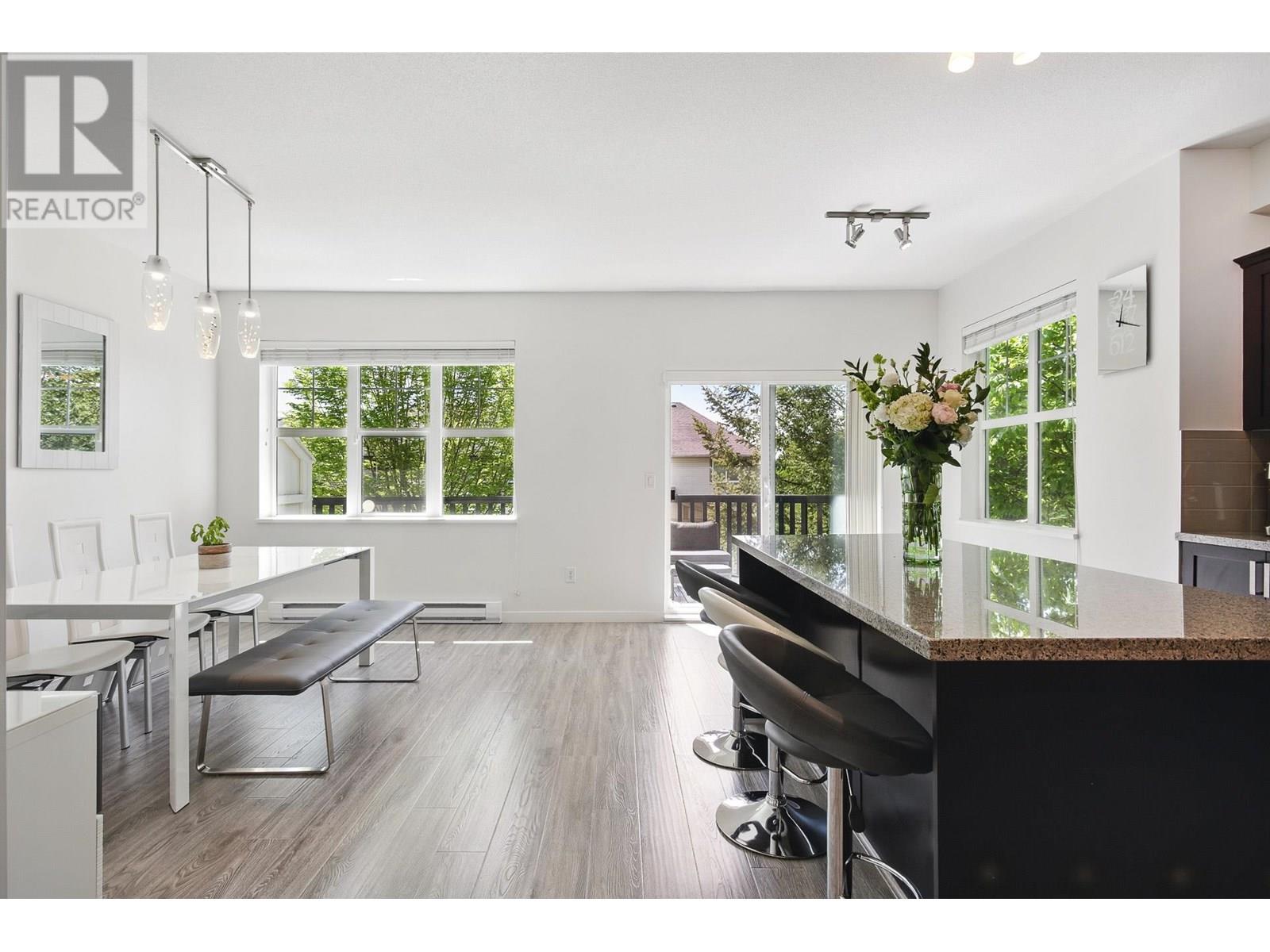3341 Devonshire Avenue, Coquitlam, British Columbia  V3E 0B1 - Photo 12 - R3014647