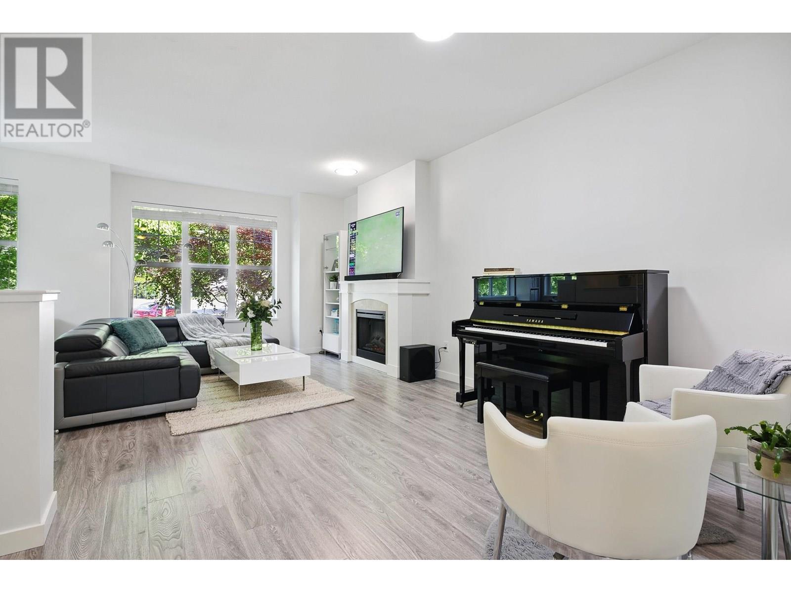 3341 Devonshire Avenue, Coquitlam, British Columbia  V3E 0B1 - Photo 5 - R3014647