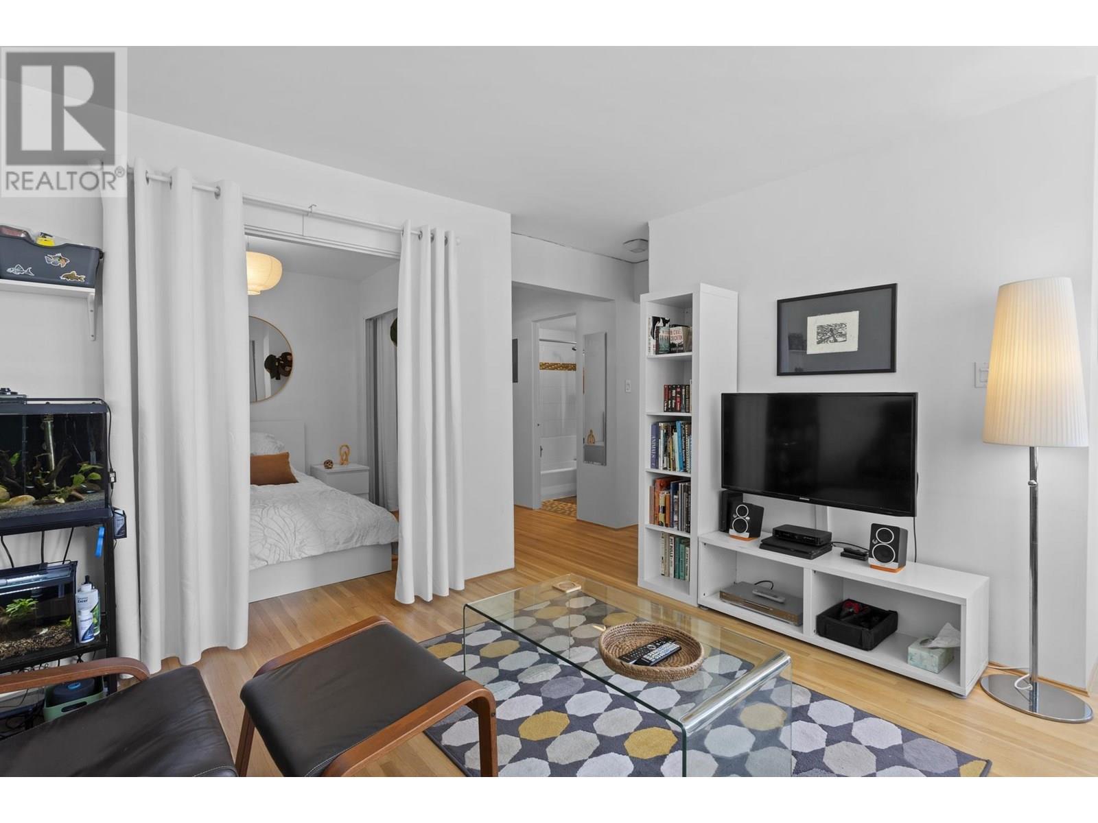 404 1975 Pendrell Street, Vancouver, British Columbia  V6G 1T6 - Photo 8 - R3014648