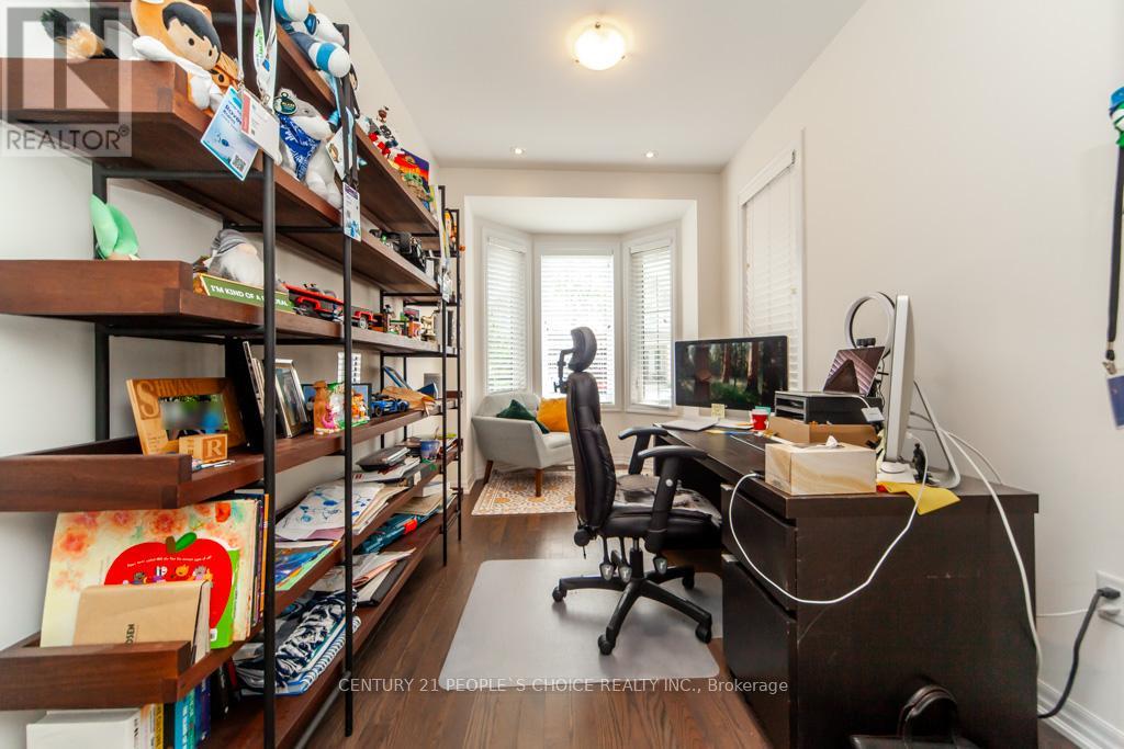 183 Beaveridge Avenue, Oakville, Ontario  L6H 0M6 - Photo 10 - W12202954