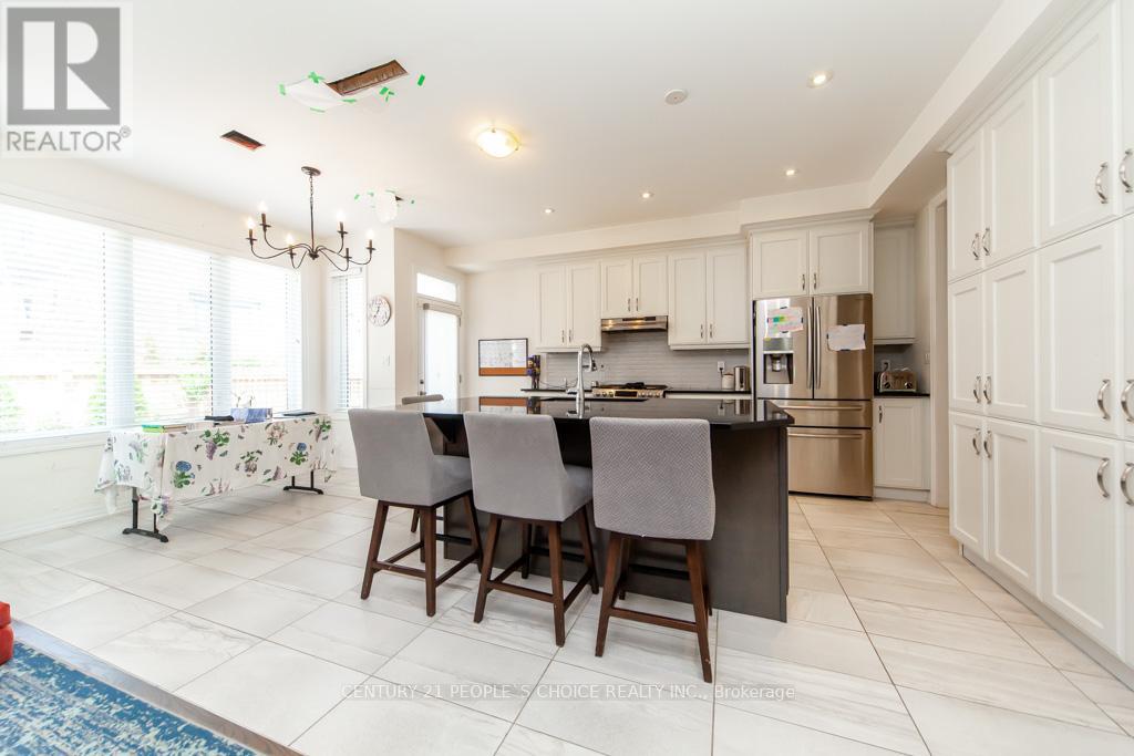183 Beaveridge Avenue, Oakville, Ontario  L6H 0M6 - Photo 17 - W12202954