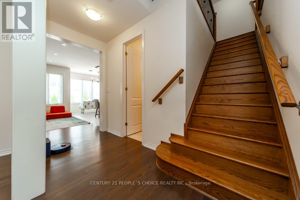 183 Beaveridge Avenue, Oakville, Ontario  L6H 0M6 - Photo 11 - W12202954