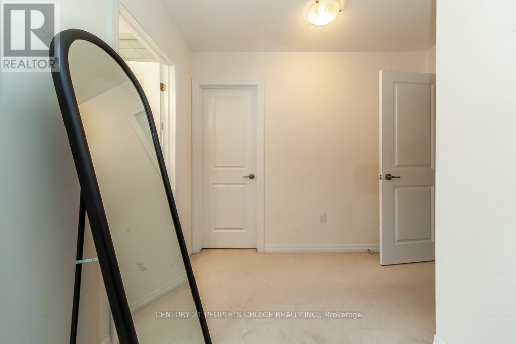 183 Beaveridge Avenue, Oakville, Ontario  L6H 0M6 - Photo 31 - W12202954