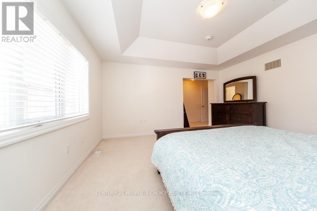 183 Beaveridge Avenue, Oakville, Ontario  L6H 0M6 - Photo 30 - W12202954
