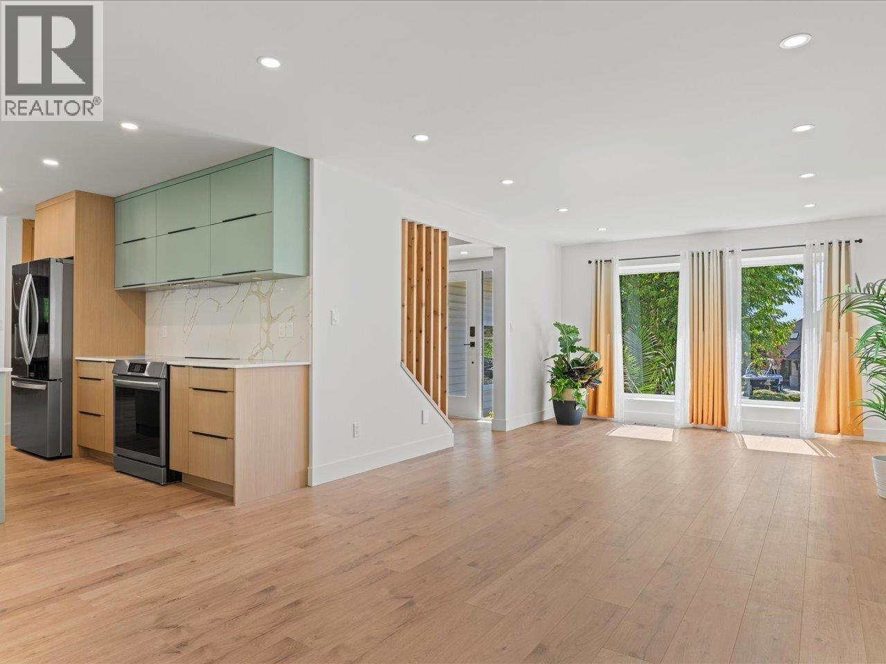 1135 Settlers Court, Port Coquitlam, British Columbia  V3C 5Y5 - Photo 2 - R3014634