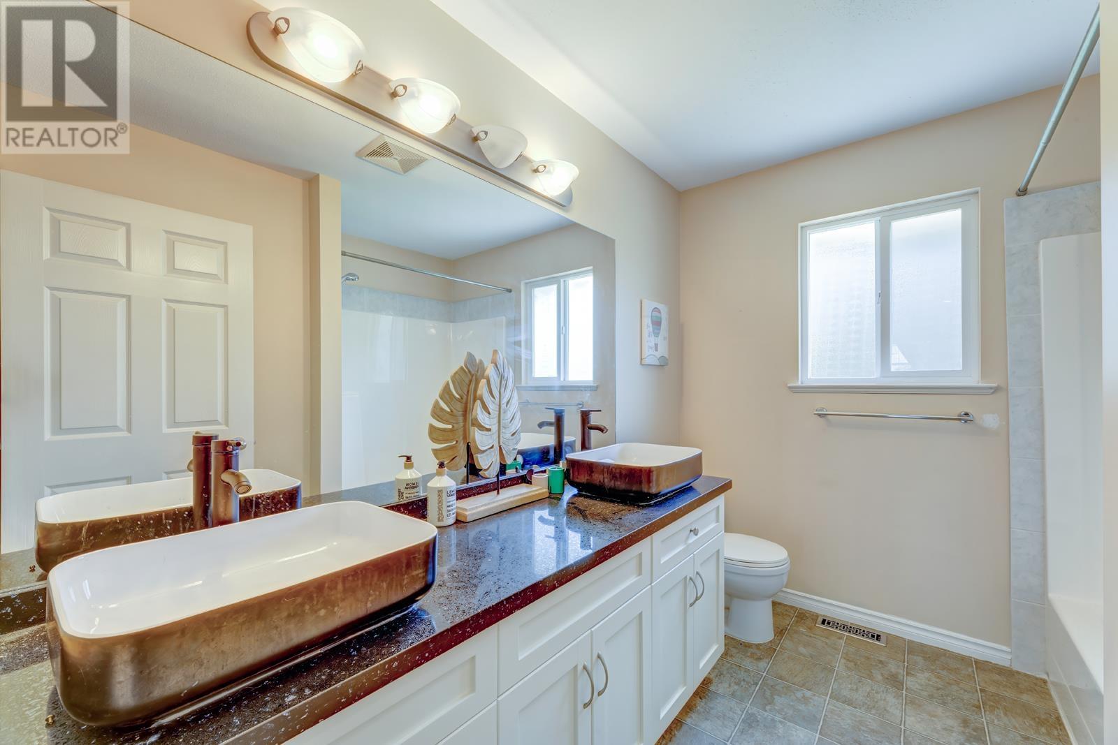 22734 Holyrood Avenue, Maple Ridge, British Columbia  V2X 6E7 - Photo 23 - R3014640