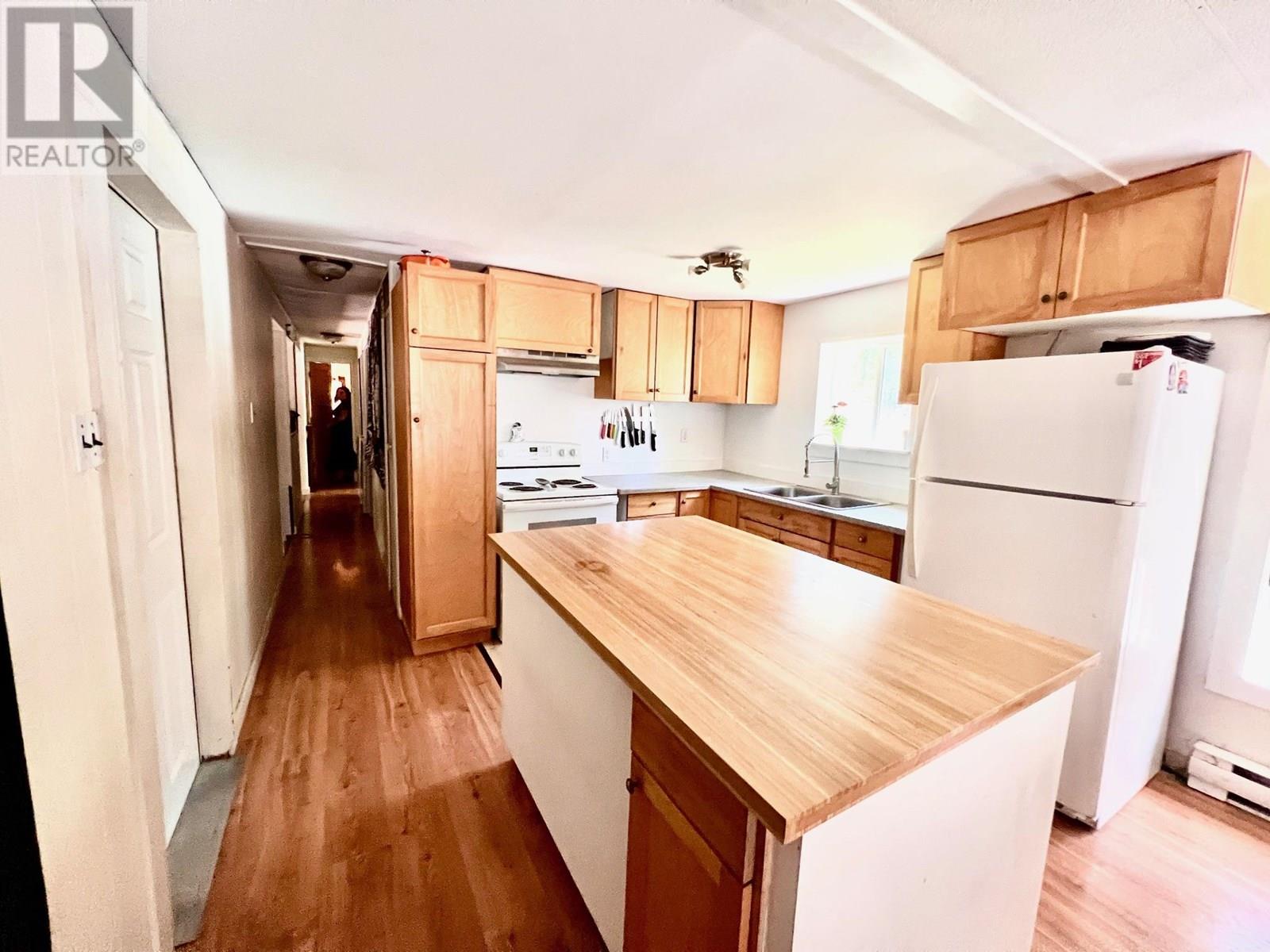 3701 Sabrina Road, Bonnington, British Columbia  V0G 2G3 - Photo 6 - 10351804