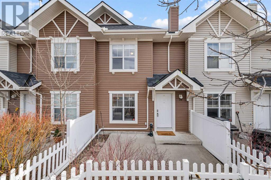 Property at 179 Toscana Gardens NW image 2
