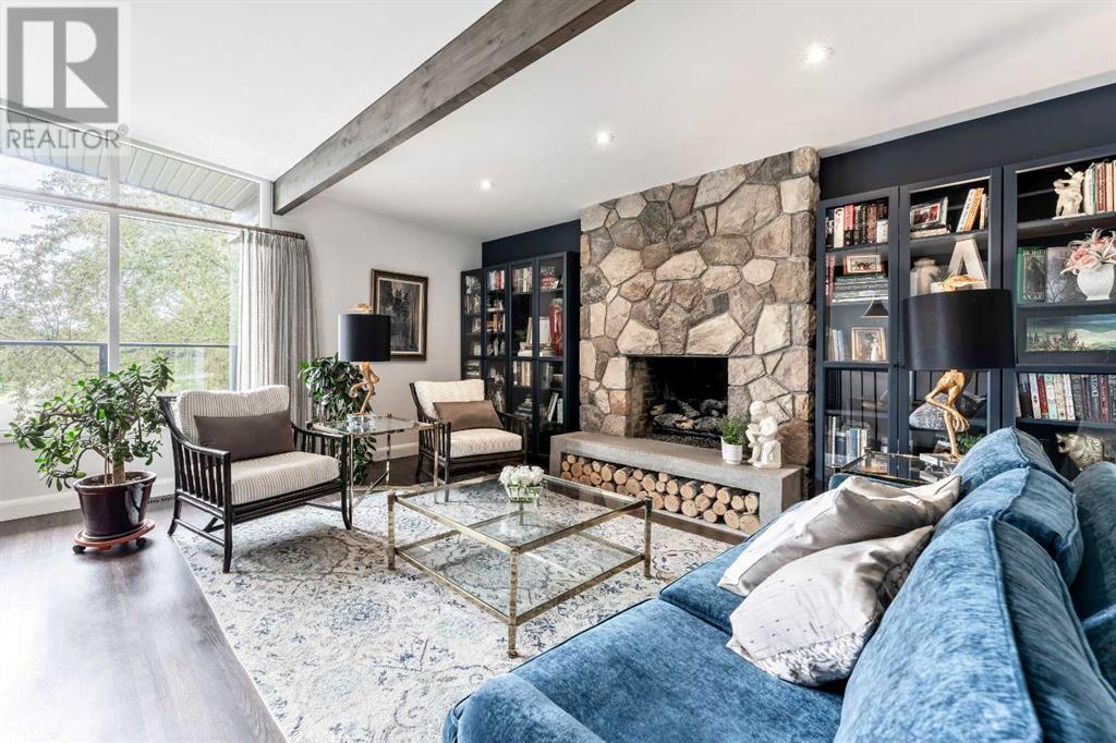 Property at 2328 Uxbridge Drive NW image 5