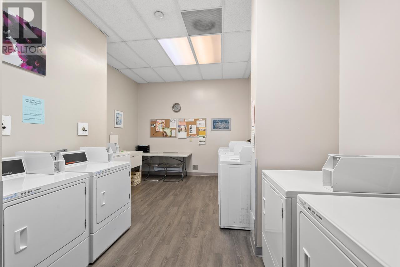 201 150 E 15th Street, North Vancouver, British Columbia  V7L 4N9 - Photo 29 - R3014501