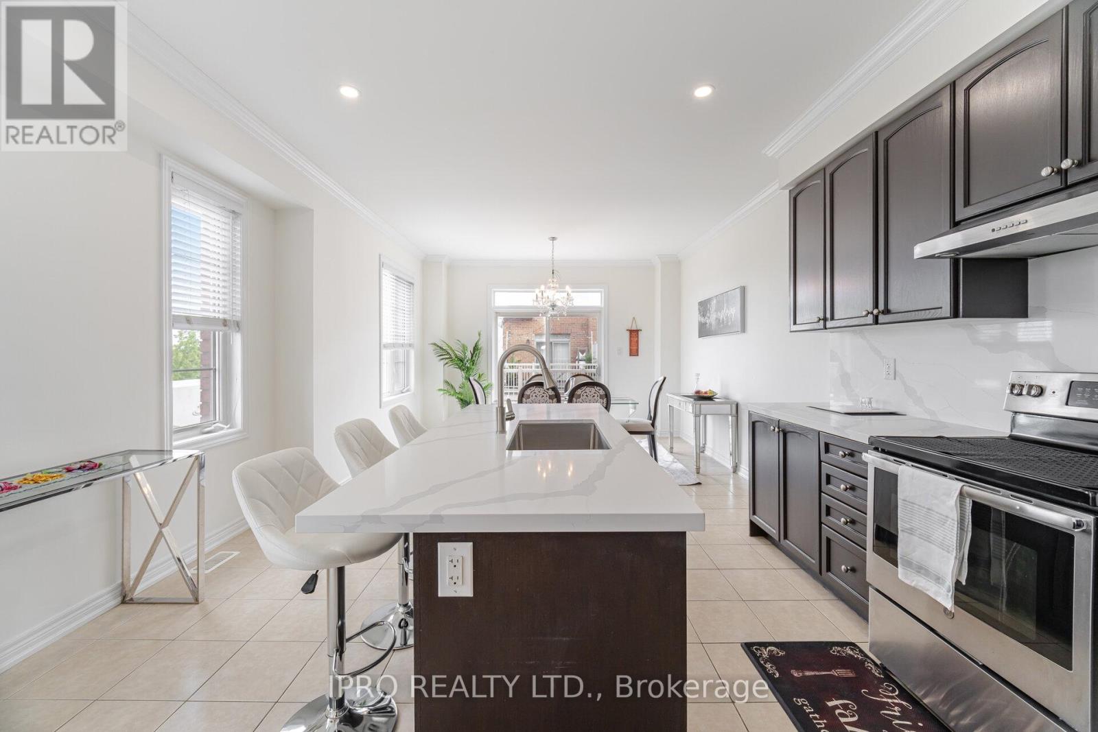 32 Lily Cup Avenue, Toronto, Ontario  M1L 0H4 - Photo 17 - E12199556