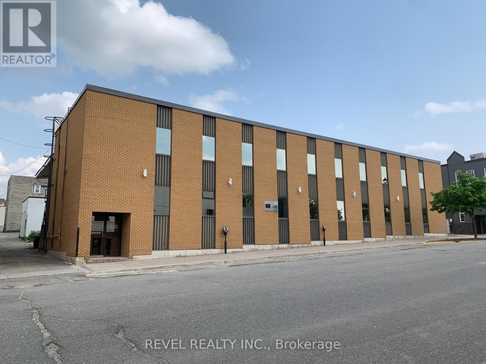 Unit C - 124 Third Avenue, Timmins, Ontario  P4N 1C5 - Photo 2 - T12042552