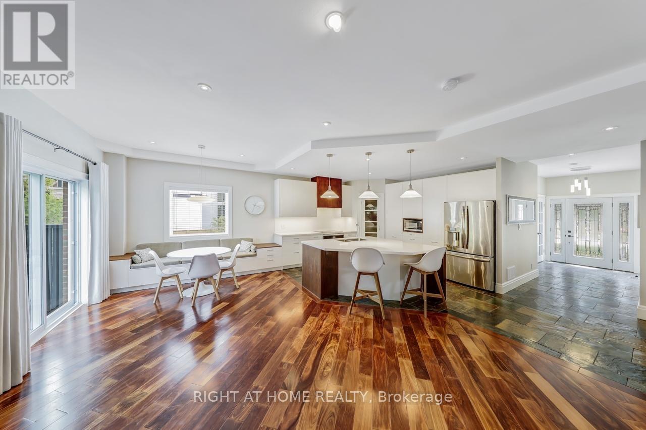 921 Aviation Road, Mississauga, Ontario  L5G 4H8 - Photo 16 - W12209849
