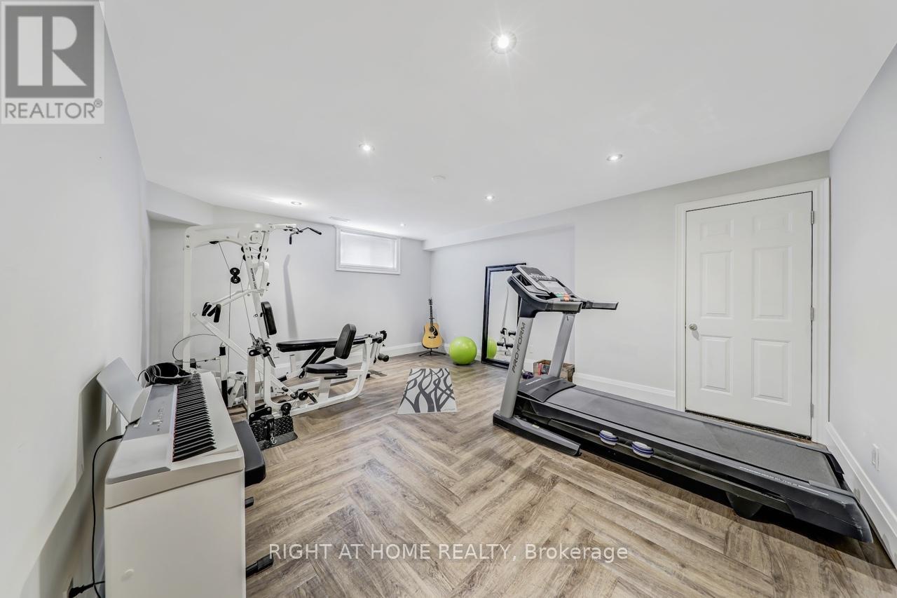 921 Aviation Road, Mississauga, Ontario  L5G 4H8 - Photo 40 - W12209849