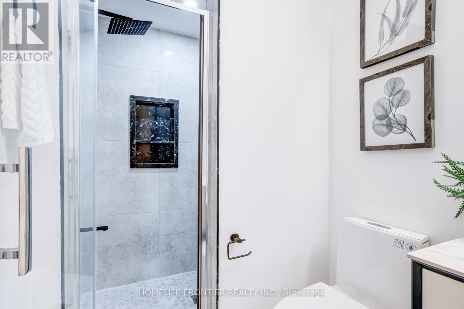 805 Othello Court, Mississauga, Ontario  L5W 1H2 - Photo 25 - W12214141