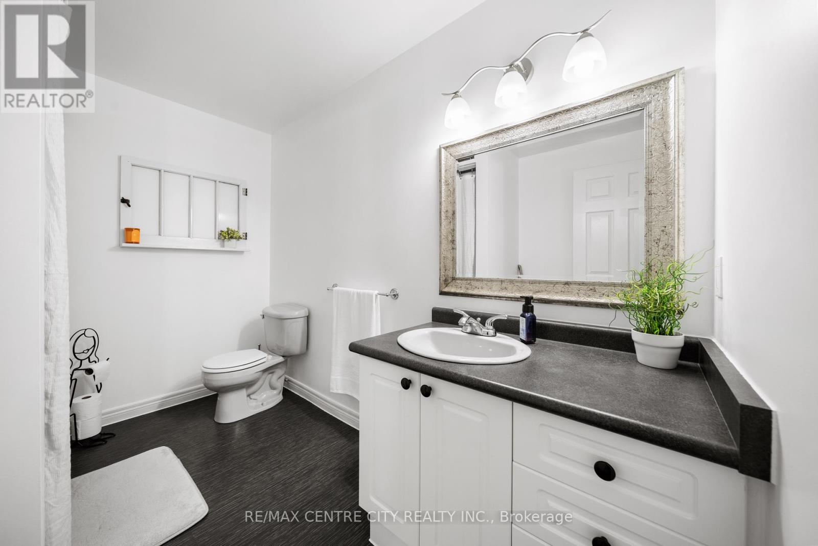 10410 Sandytown Road, Bayham, Ontario  N0J 1H0 - Photo 45 - X12212178