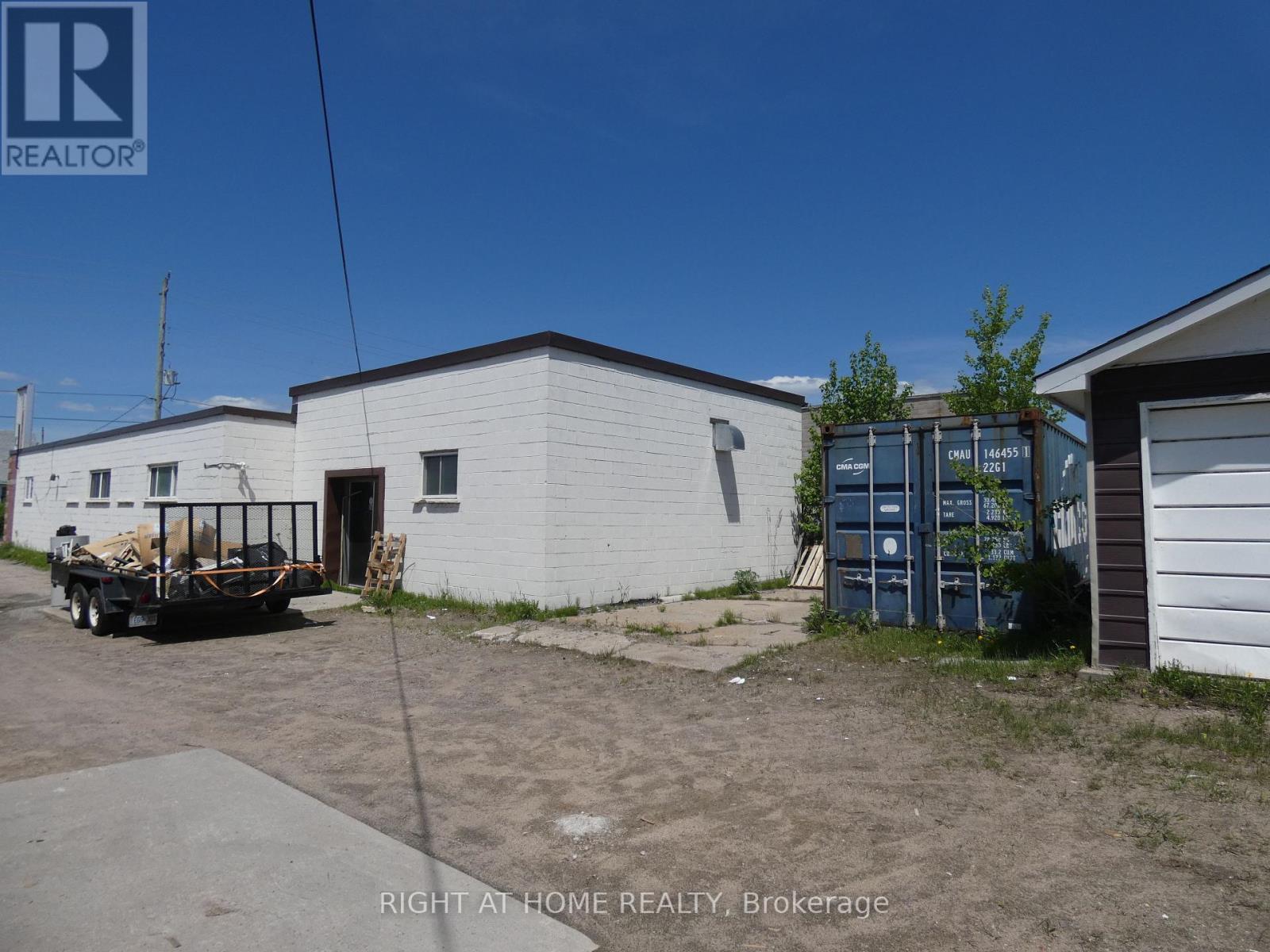 1319 Hammond Street, North Bay (Central), Ontario  P1B 2J2 - Photo 2 - X12214090