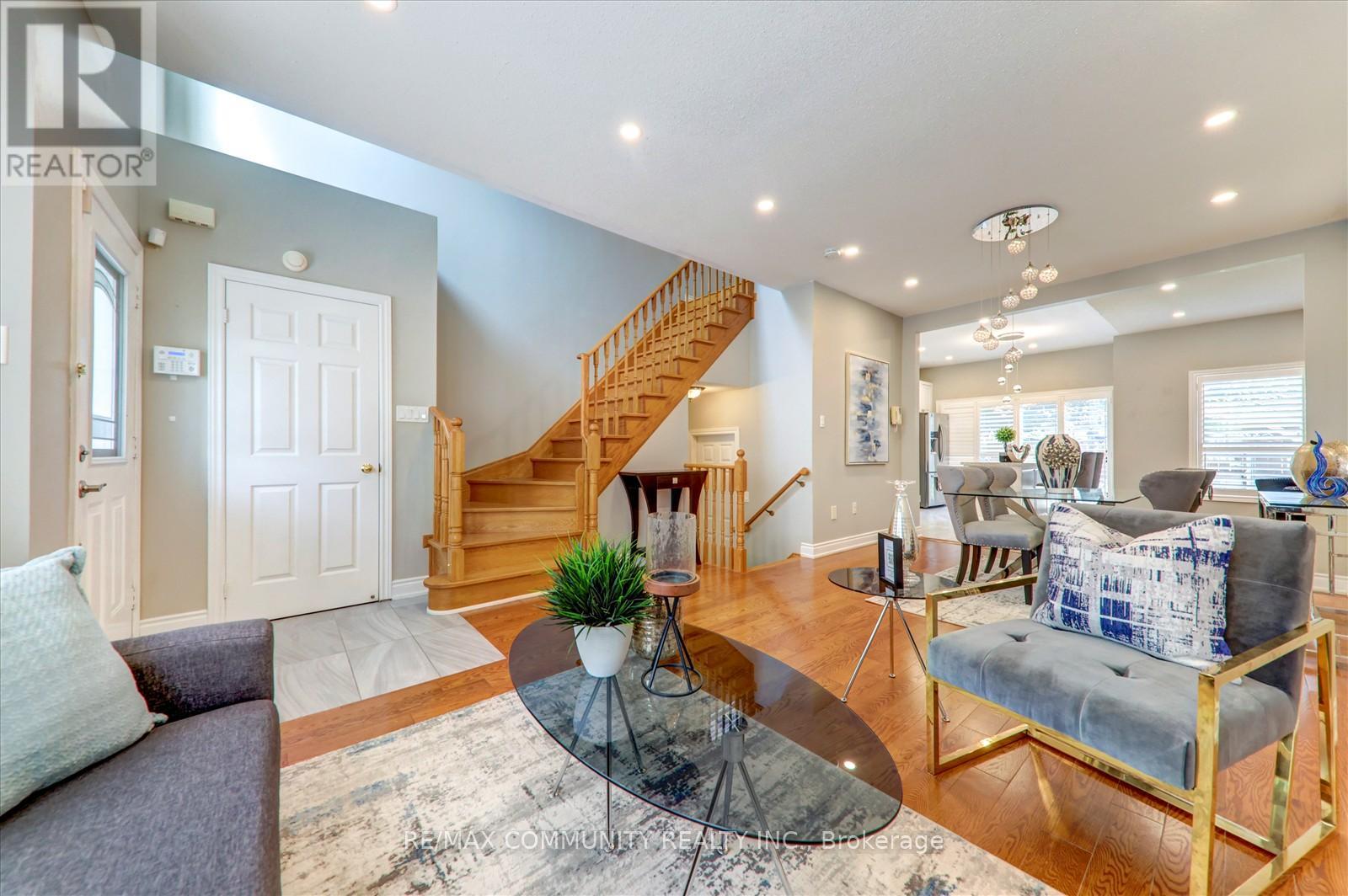 133 Mcsweeney Crescent, Ajax (Northwest Ajax), Ontario  L1T 4C8 - Photo 10 - E12214467