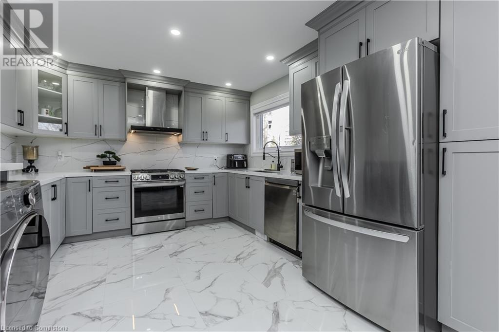 1291 Princeton Crescent, Burlington, Ontario  L7P 2K4 - Photo 7 - 40740419