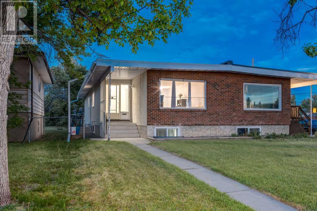 7246 24 Street Se, Calgary, Alberta  T2C 0Y5 - Photo 1 - A2227008