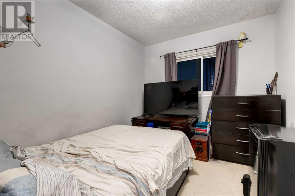 7246 24 Street Se, Calgary, Alberta  T2C 0Y5 - Photo 10 - A2227008