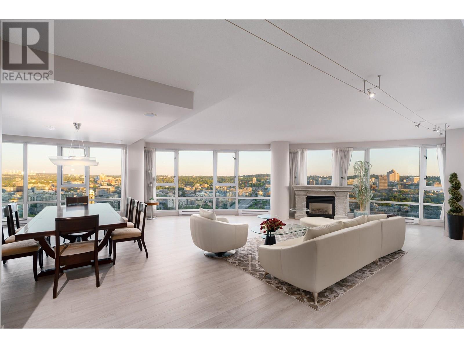 3903 1033 MARINASIDE CRESCENT, vancouver, British Columbia