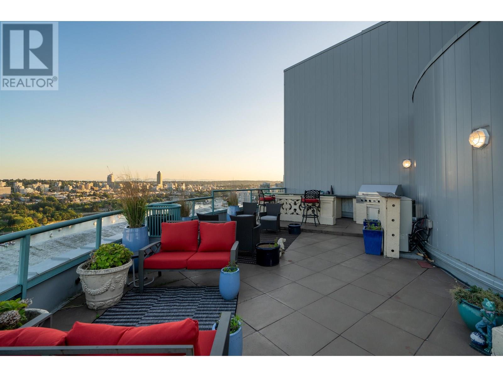 3903 1033 Marinaside Crescent, Vancouver, British Columbia  V6Z 3A3 - Photo 17 - R3014611