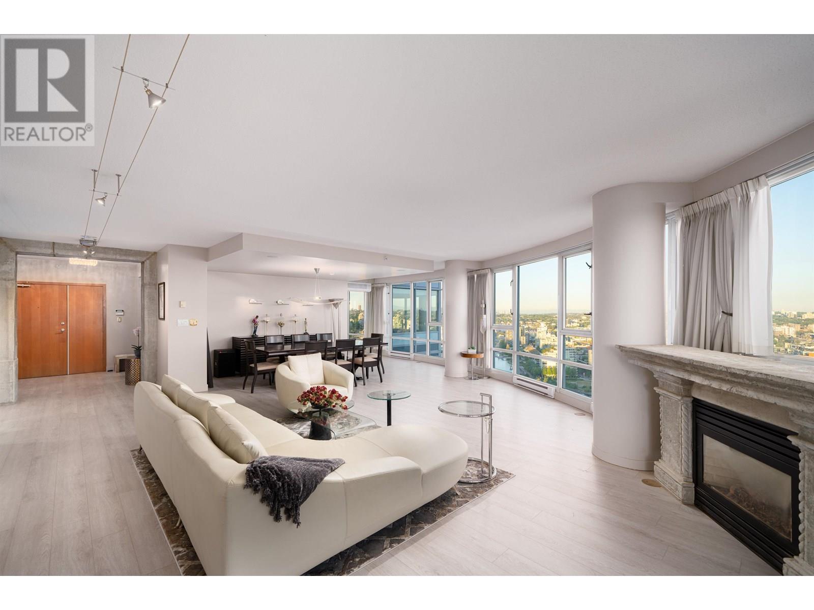 3903 1033 Marinaside Crescent, Vancouver, British Columbia  V6Z 3A3 - Photo 7 - R3014611