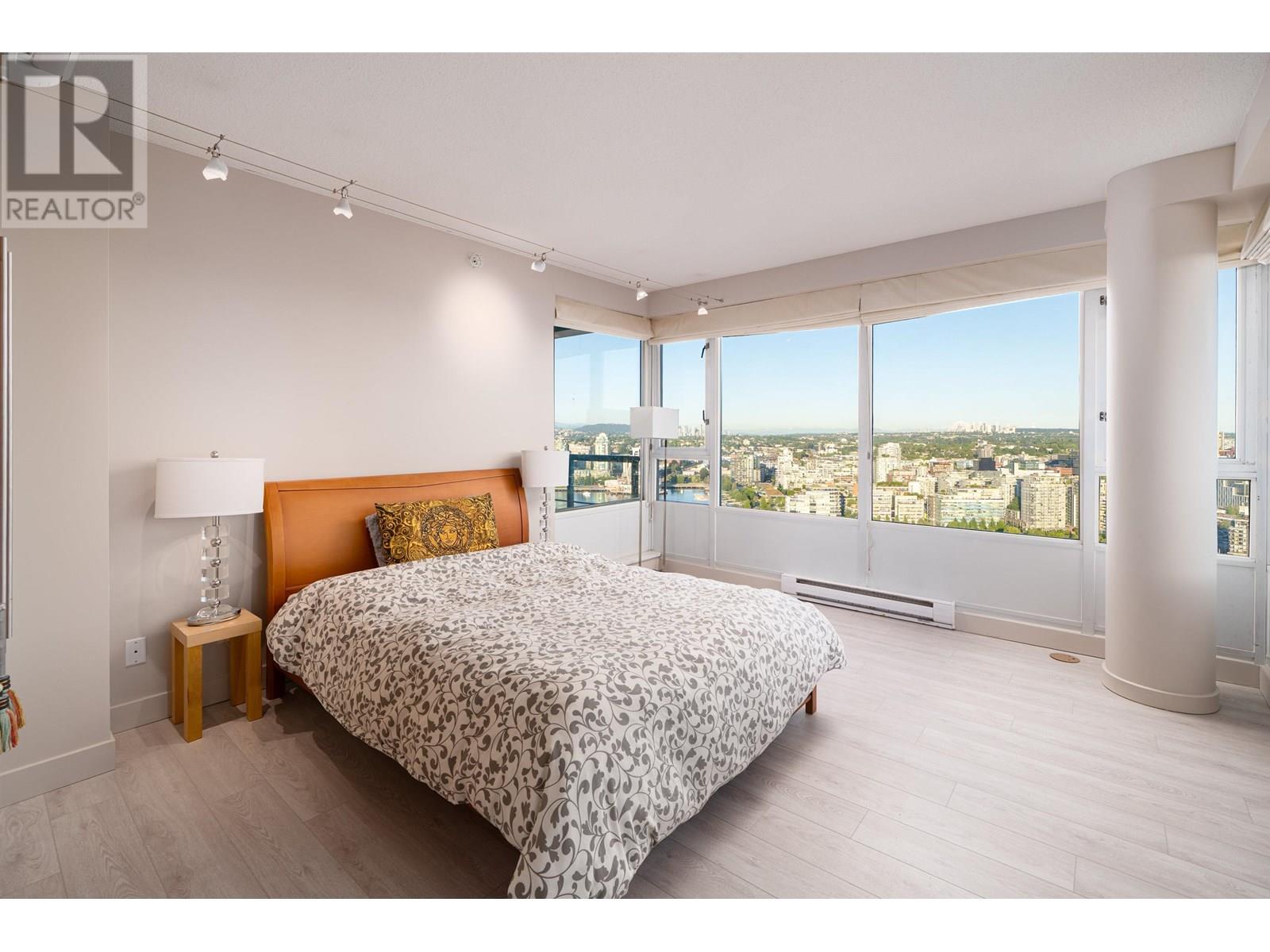 3903 1033 Marinaside Crescent, Vancouver, British Columbia  V6Z 3A3 - Photo 14 - R3014611