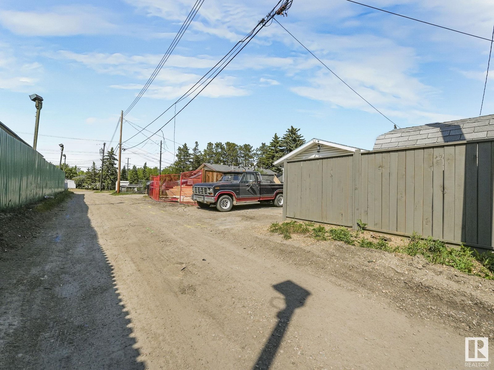 Property at 12614 73 ST NW image 5
