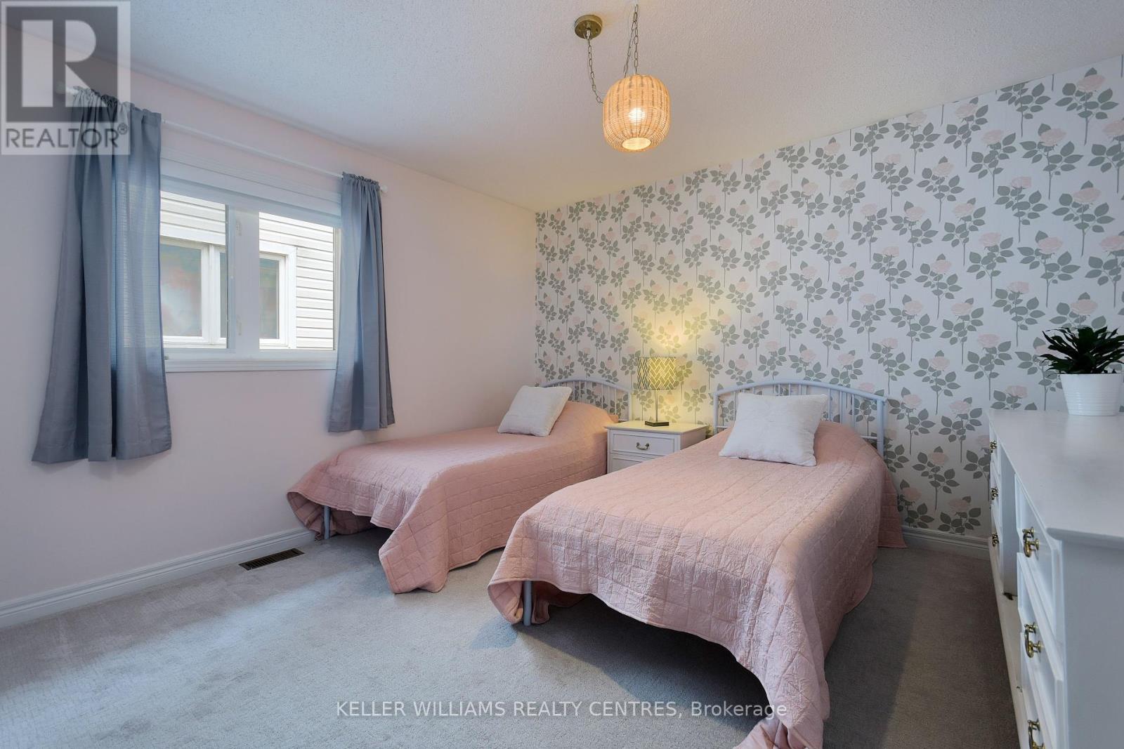 21 Glasgow Crescent, Georgina (Keswick South), Ontario  L4P 4A9 - Photo 18 - N12214468