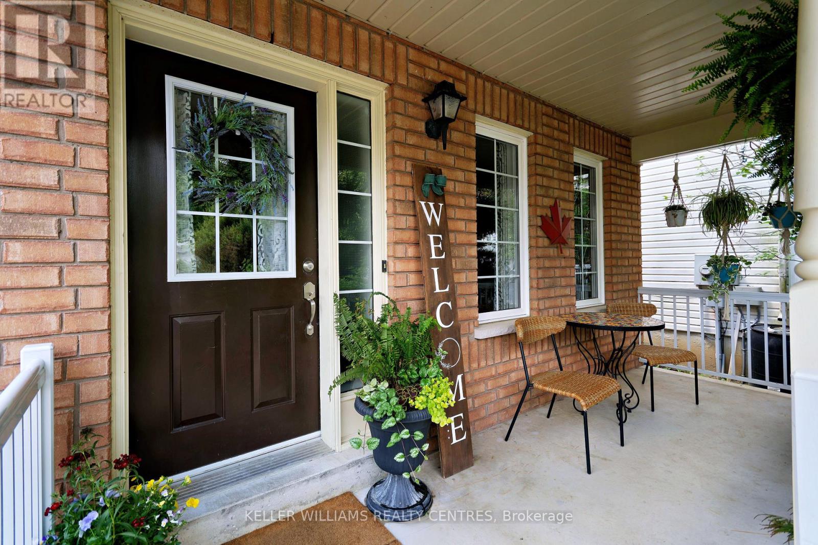21 Glasgow Crescent, Georgina (Keswick South), Ontario  L4P 4A9 - Photo 2 - N12214468
