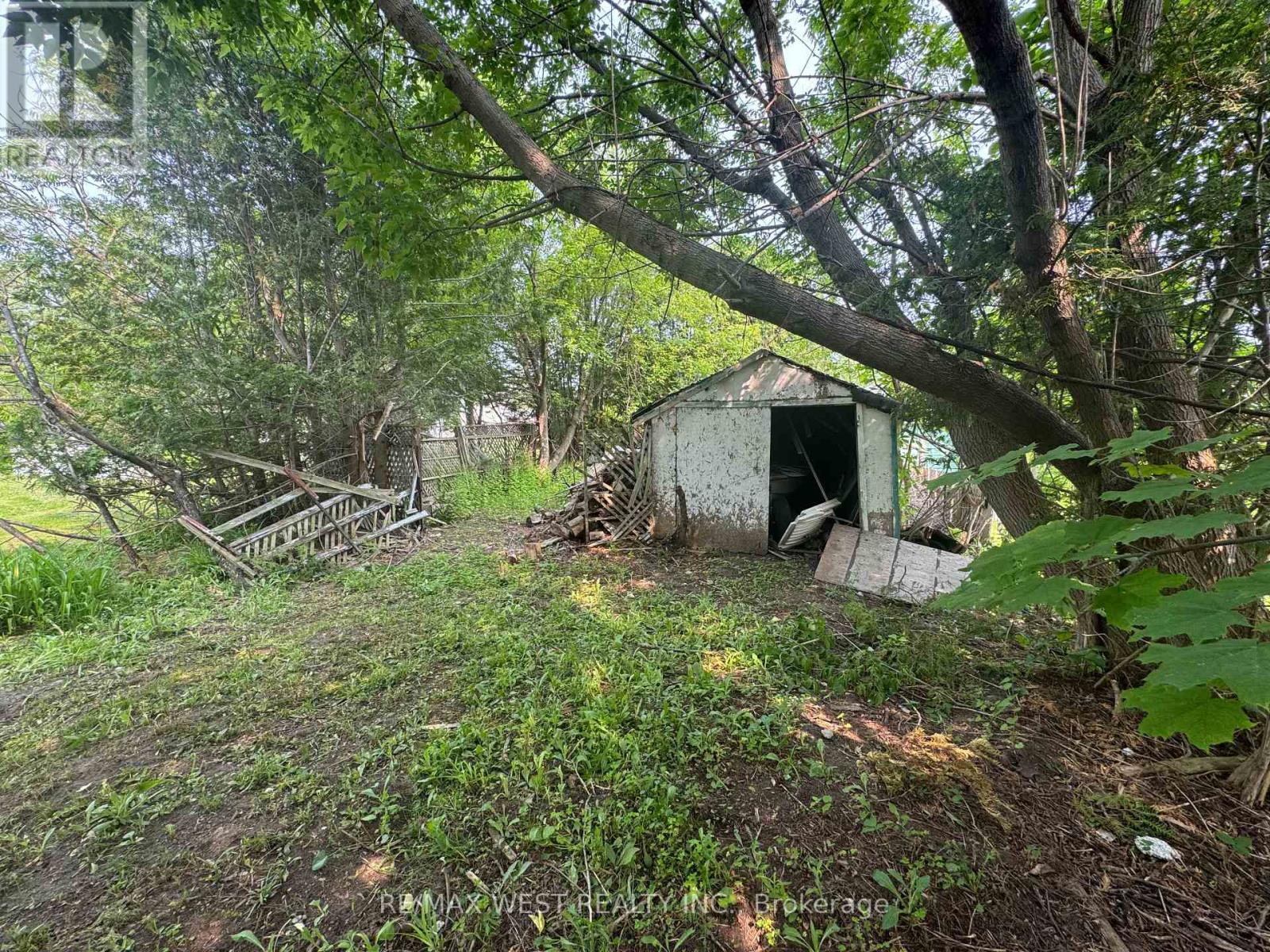 250 Kingfisher Avenue, Tay (Port Mcnicoll), Ontario  L0K 1R0 - Photo 6 - S12214471