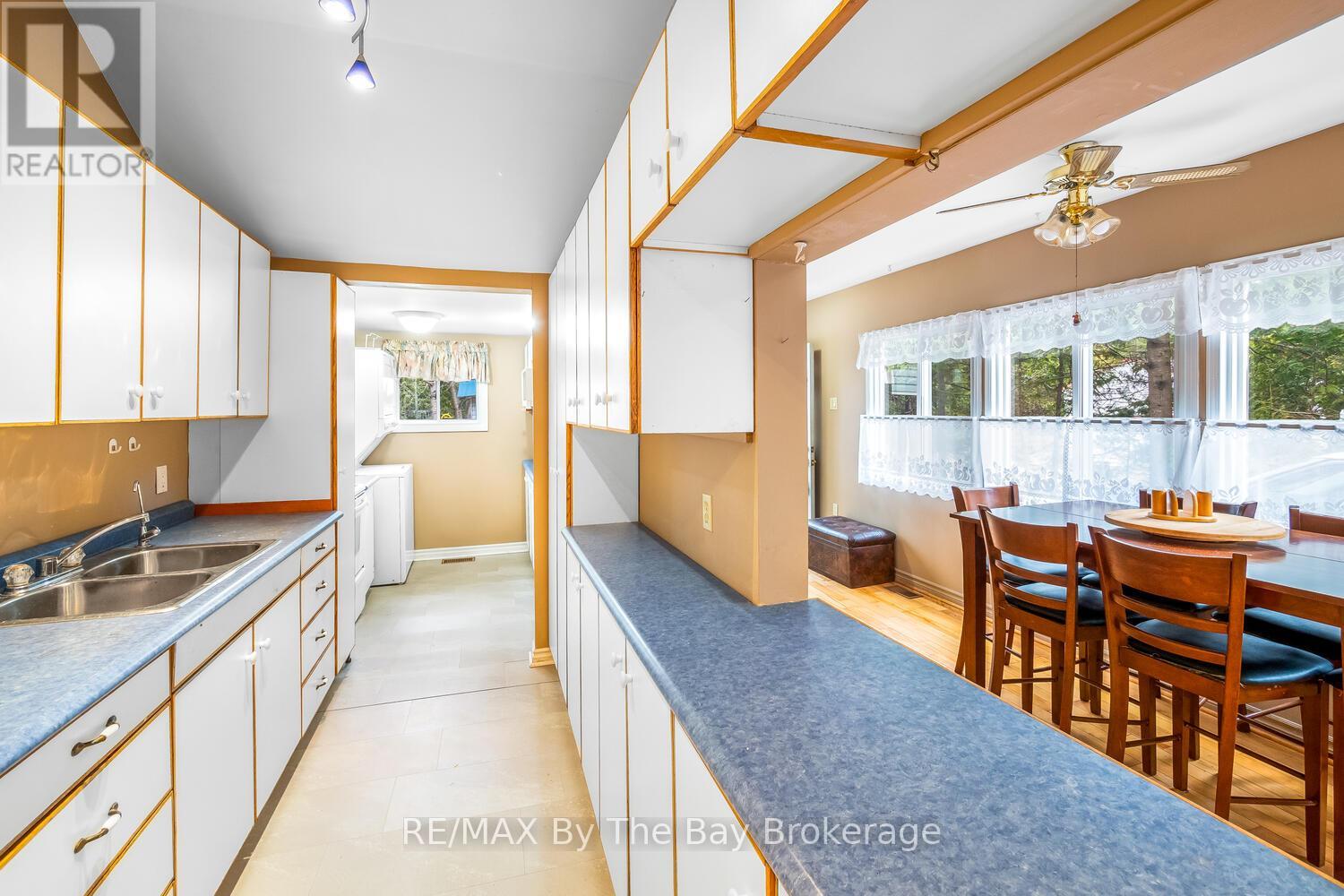 1120 King Edward Avenue, South Bruce Peninsula, Ontario  N0H 2G0 - Photo 31 - X12091231