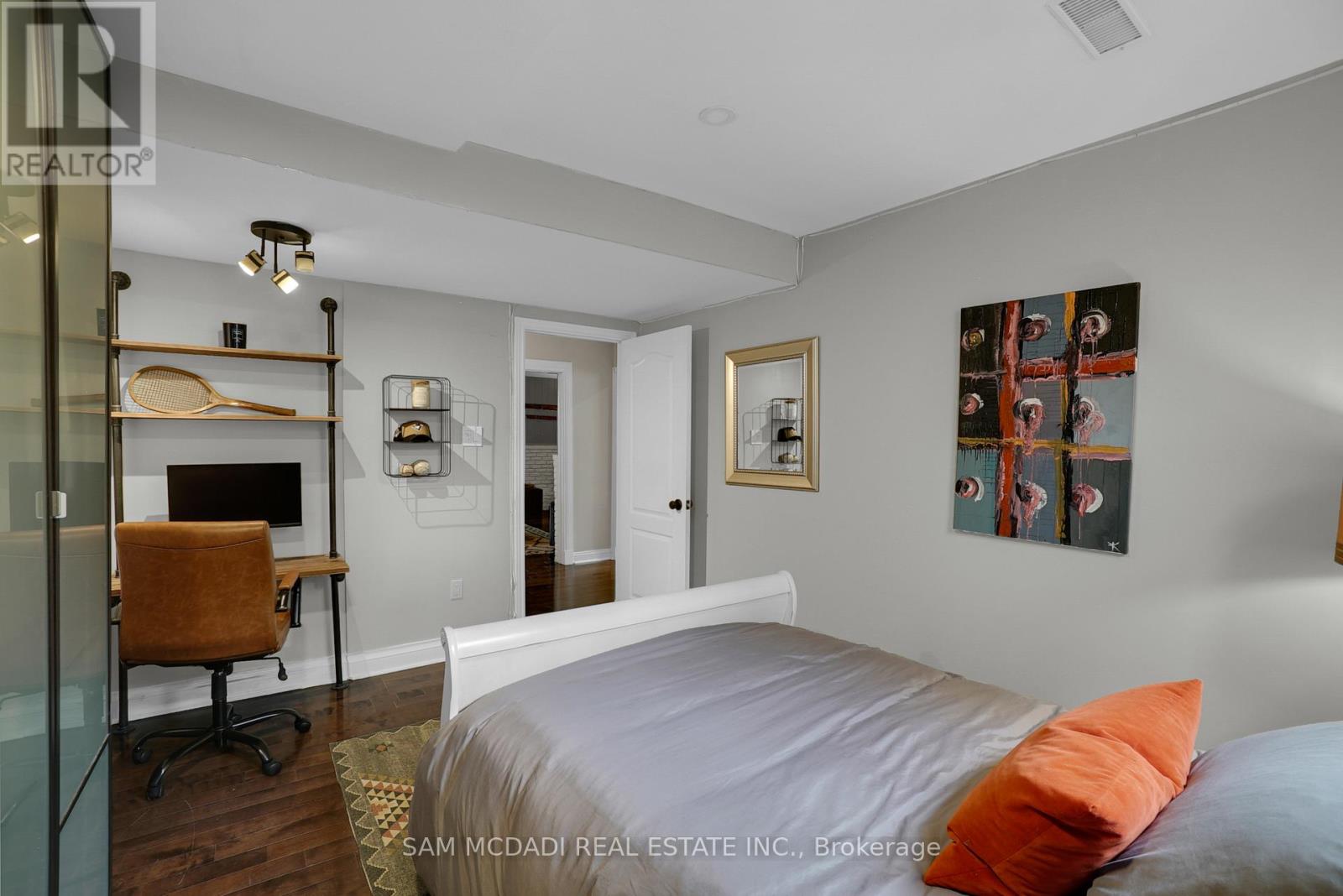 2467 Claymore Crescent, Mississauga, Ontario  L5C 3A2 - Photo 30 - W12214470