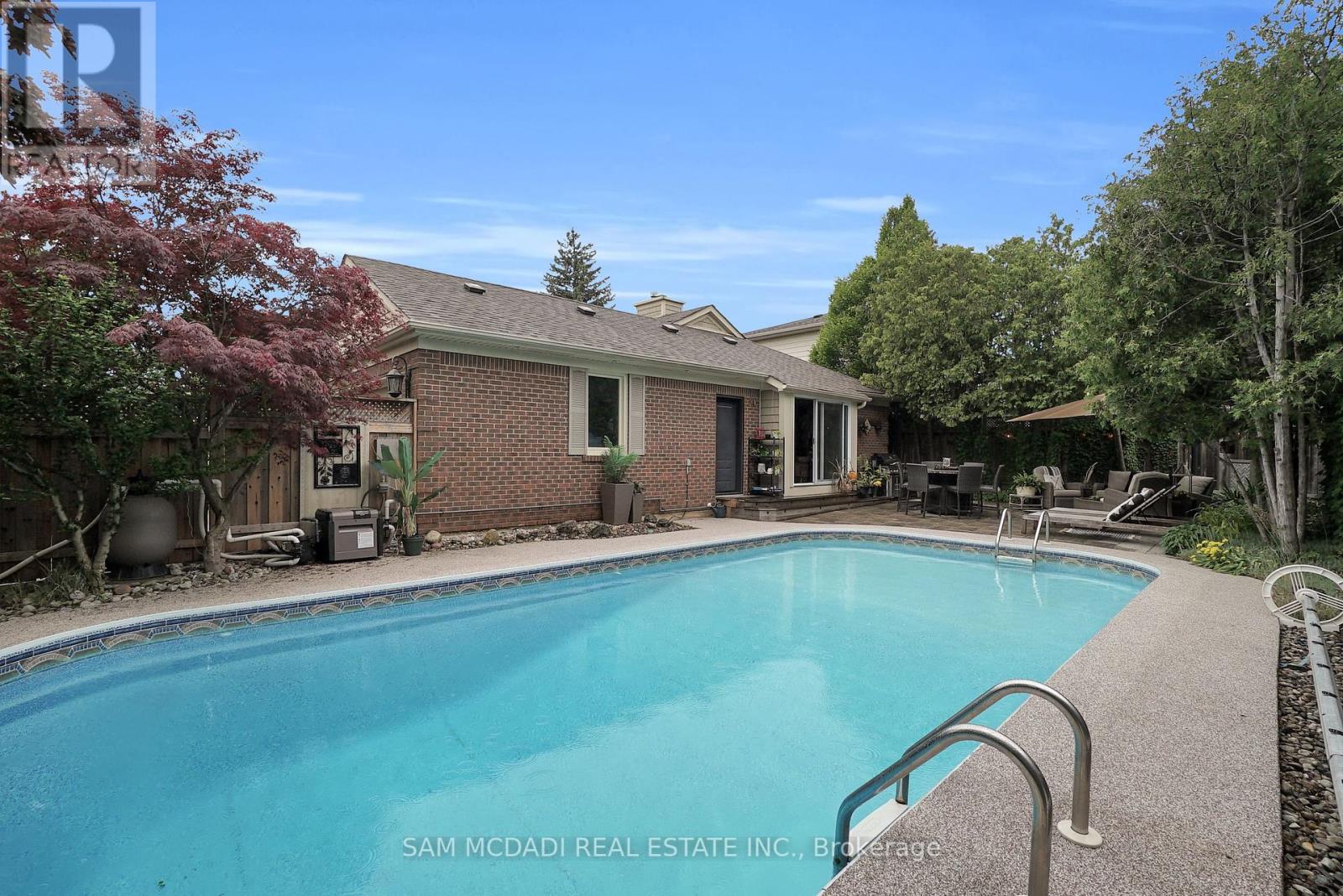 2467 Claymore Crescent, Mississauga, Ontario  L5C 3A2 - Photo 42 - W12214470