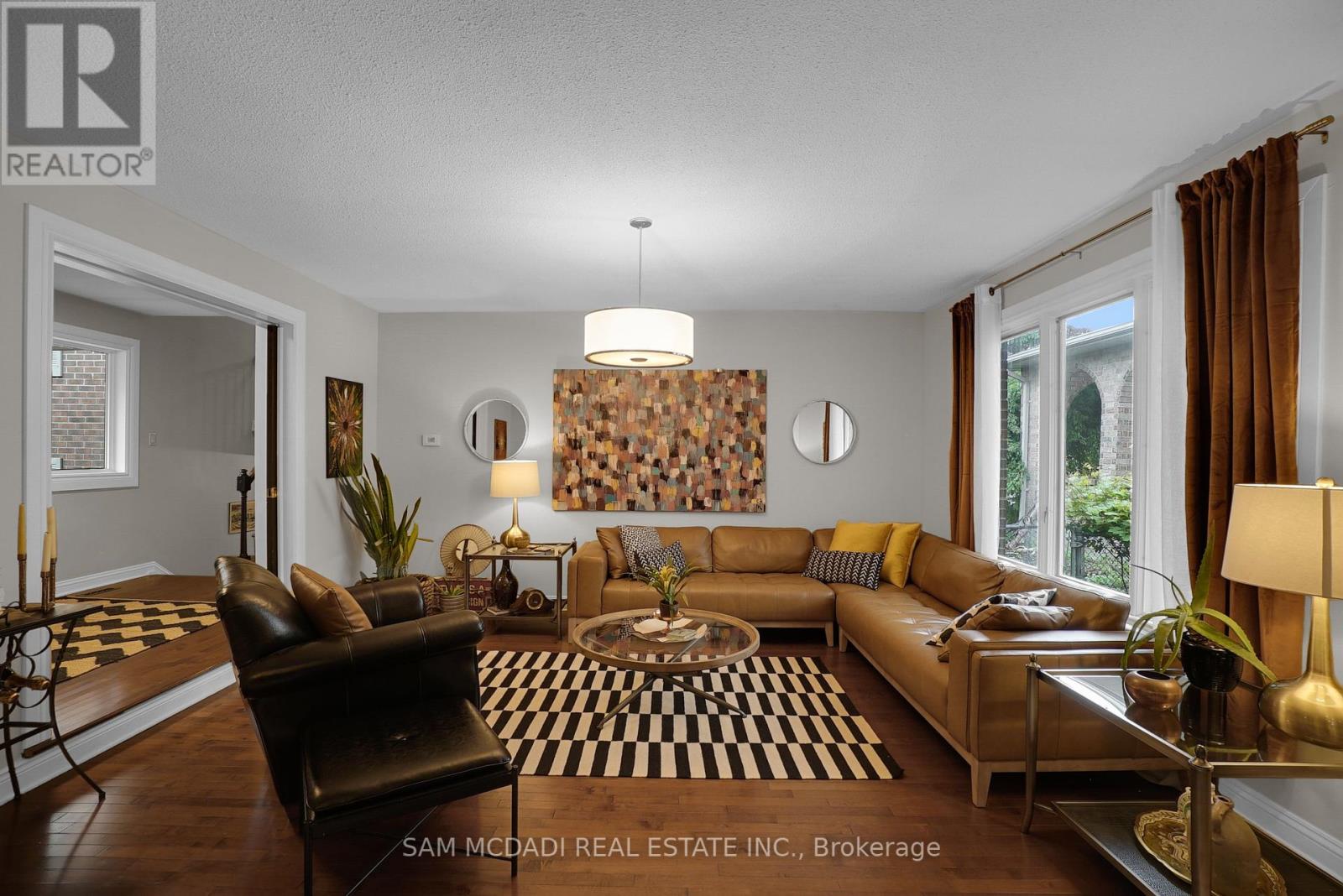 2467 Claymore Crescent, Mississauga, Ontario  L5C 3A2 - Photo 8 - W12214470
