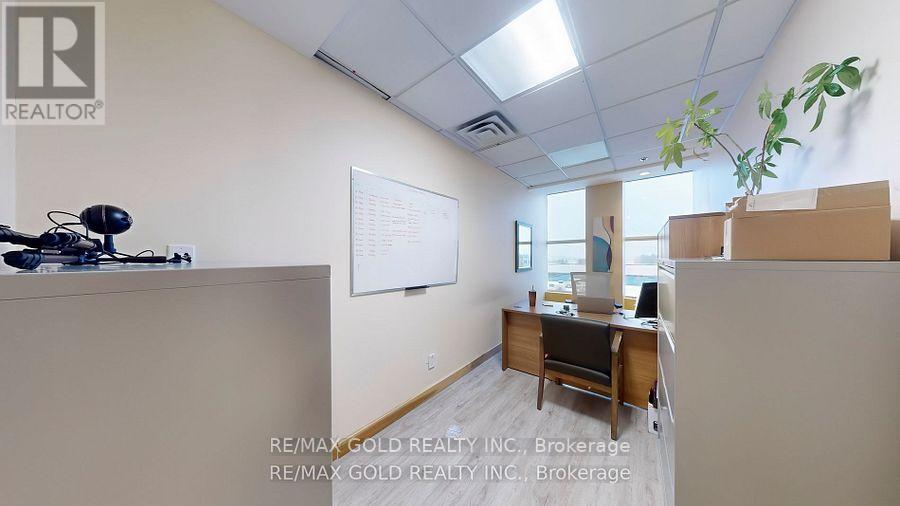 323-324 - 2560 Matheson Boulevard E, Mississauga, Ontario  L4W 4Y9 - Photo 24 - W12214479
