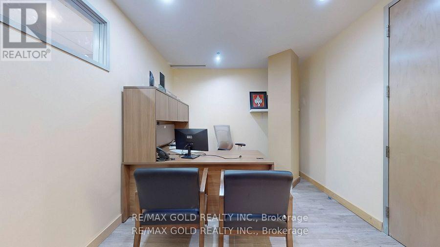 323-324 - 2560 Matheson Boulevard E, Mississauga, Ontario  L4W 4Y9 - Photo 27 - W12214479