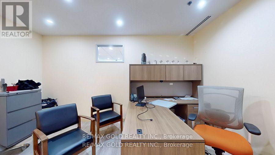 323-324 - 2560 Matheson Boulevard E, Mississauga, Ontario  L4W 4Y9 - Photo 29 - W12214479