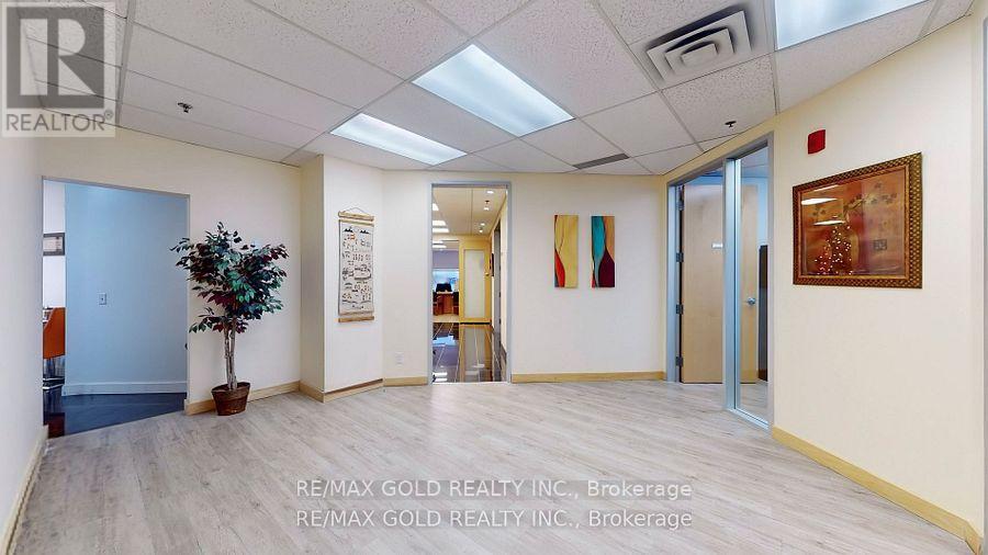 323-324 - 2560 Matheson Boulevard E, Mississauga, Ontario  L4W 4Y9 - Photo 31 - W12214479